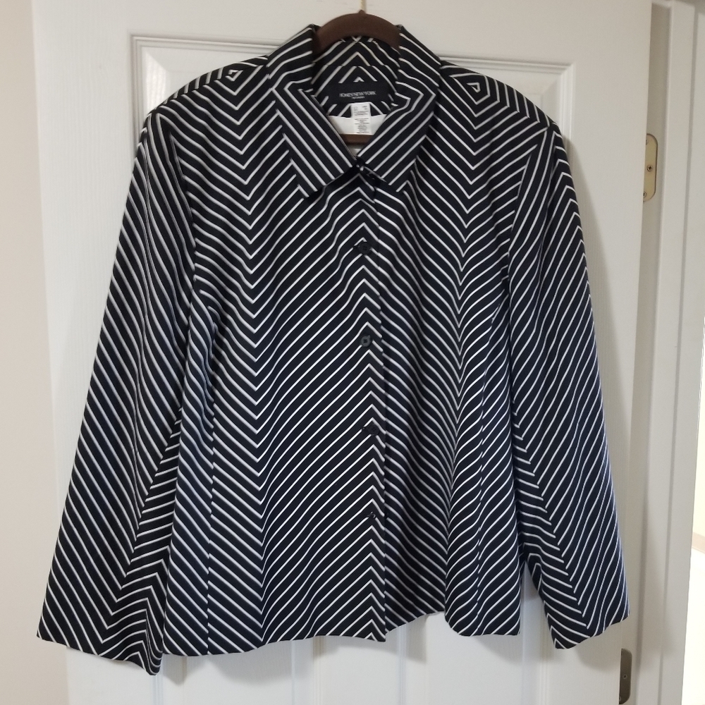 Black and white Chevron striped blazer